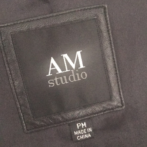 Black LEATHER jacket 😀. Medium - Picture 4 of 5